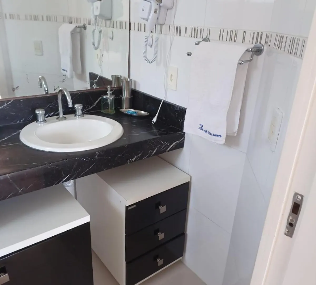 Colinas De Jurere - Apto De Luxo De 4 Dormitorios - Florianopolis